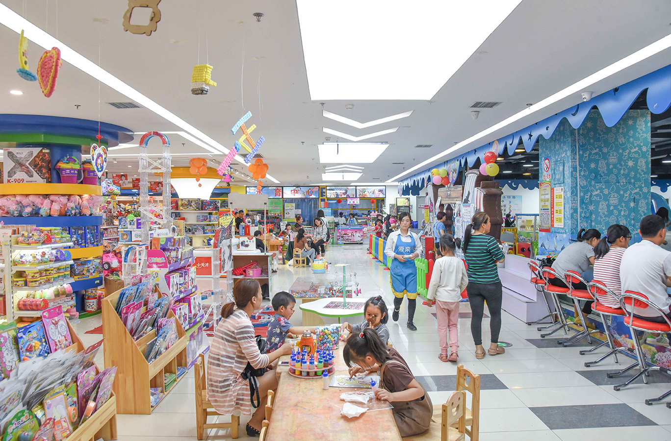 开奶粉店怎么选牌子,开奶粉店的进货渠道是什么地方