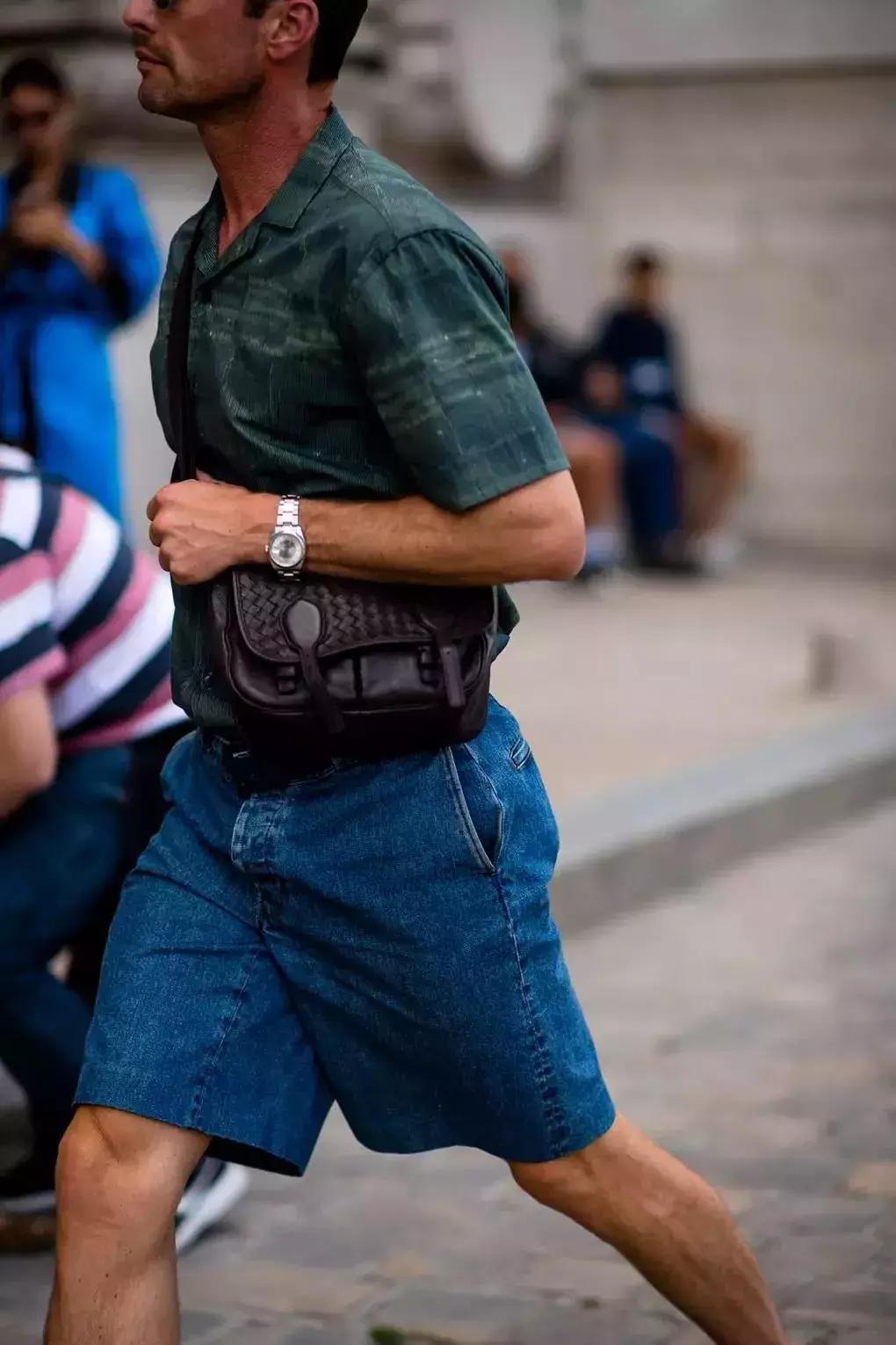 牛仔要水洗到什么程度才时髦,复古水洗垂感牛仔