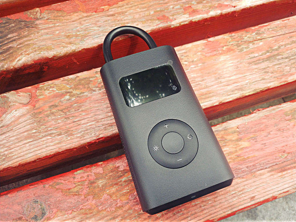 米家充气宝1s与骑行智能充气宝,米家充气宝1s充电时灯乱闪烁