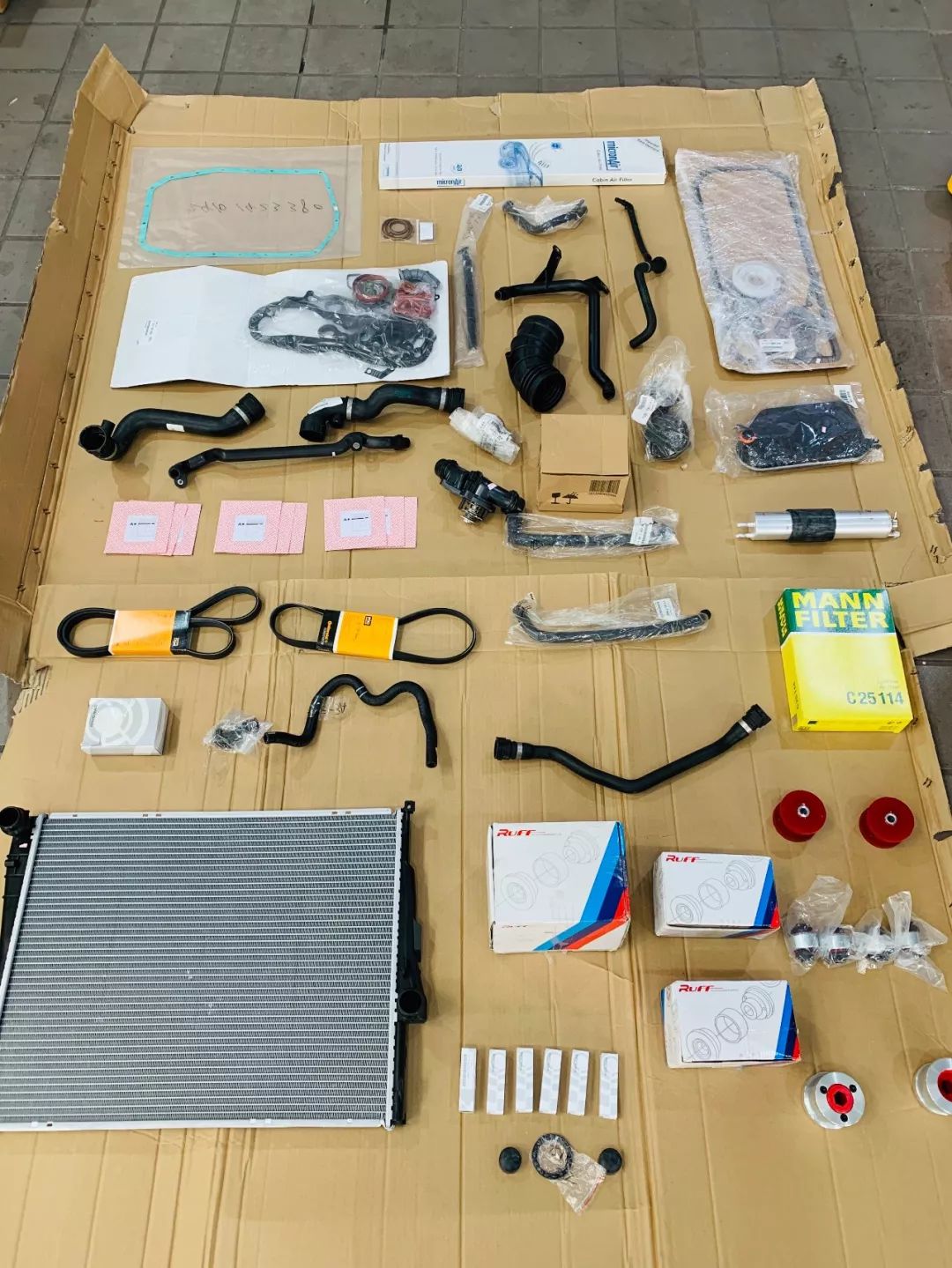 老宝马改装最新款,改装老款宝马