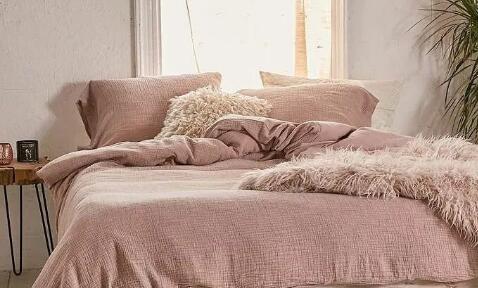 床上四件套怎么选1.8米,床上四件套选哪种不会踩坑