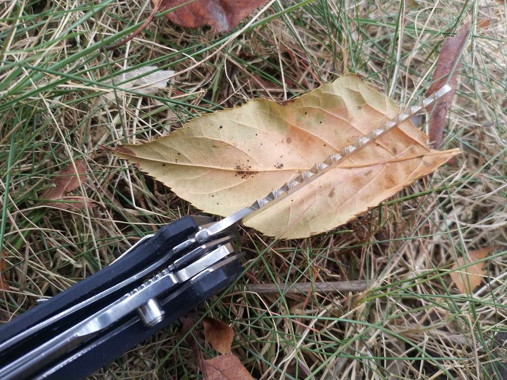 三刃木折叠小刀户外测评,三刃木折叠小刀怎么玩