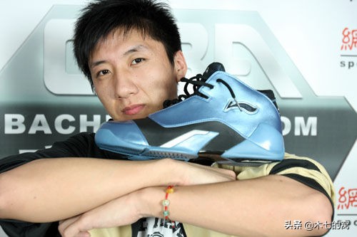 李宁周琦,周琦北京首钢曾凡博