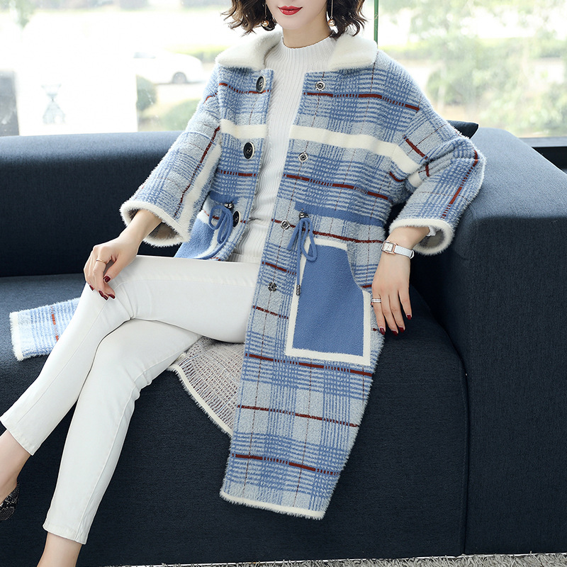 洋气大码女装显瘦减龄本命年,190斤大码女装穿搭新年冬款