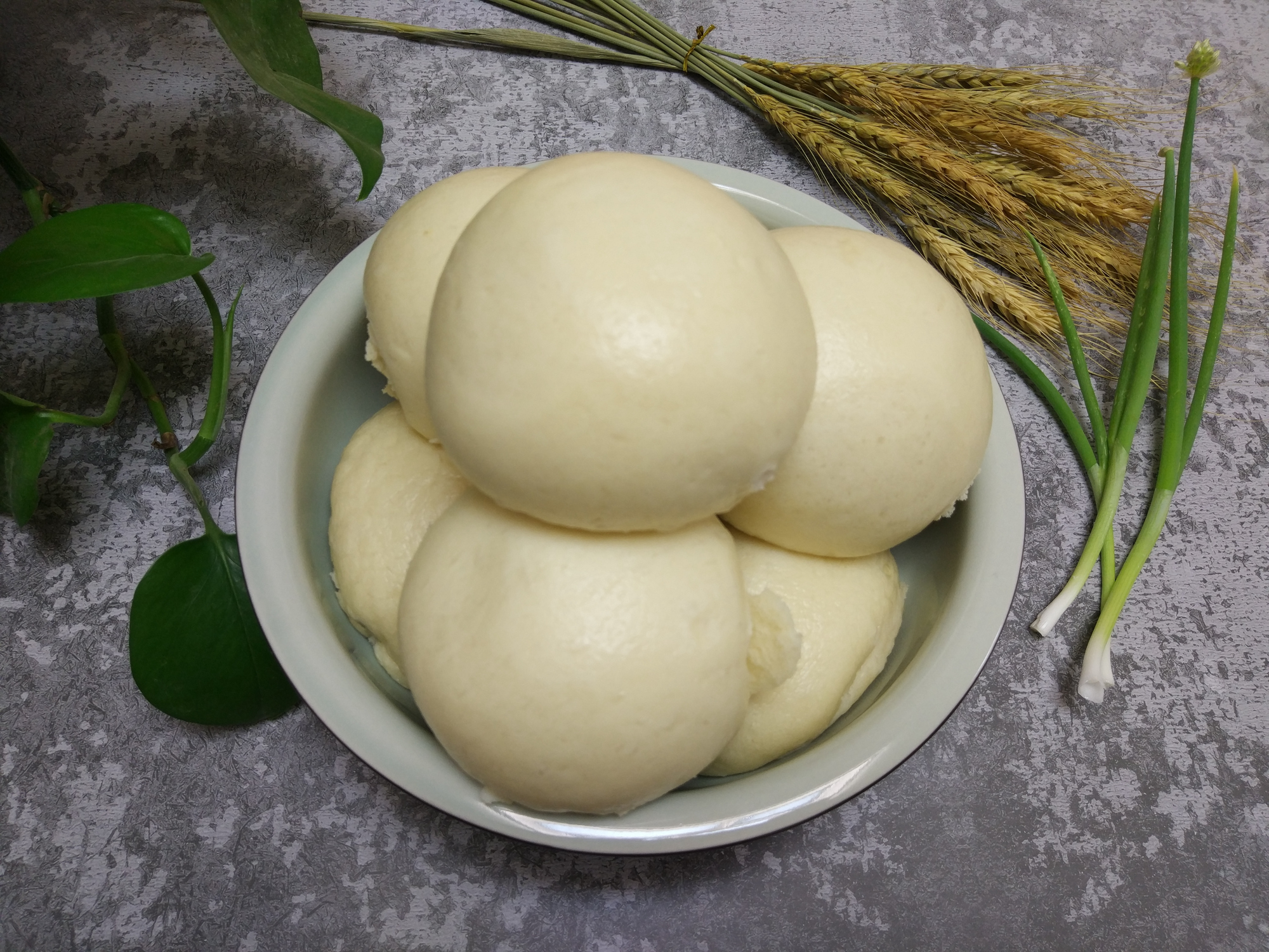 用酵母粉蒸馒头放泡打粉吗,蒸馒头用酵母放小苏打可以吗