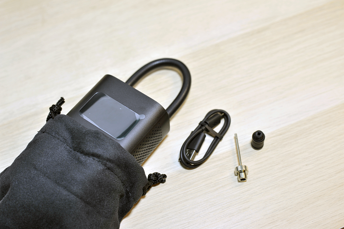 有车一族的新式*器武**，米家新推内置电池，不需另外接电的充气宝