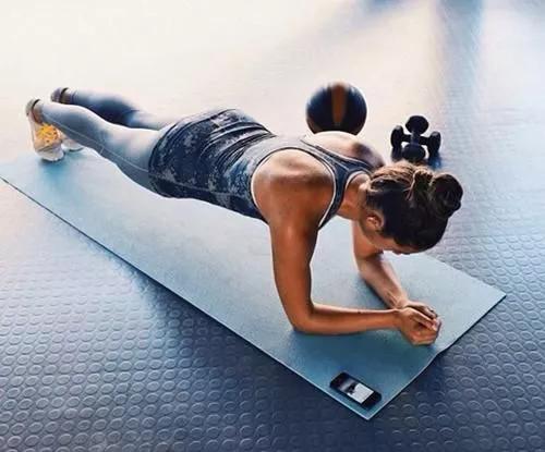 新冠阳性可以锻炼运动吗,得了新冠病毒要怎么锻炼