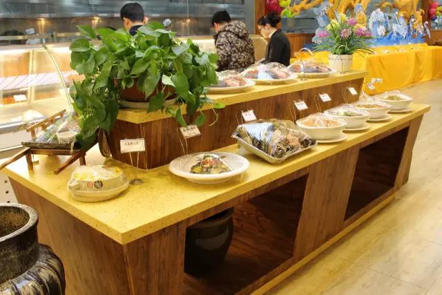 新盈泰生态园温泉,新盈泰温泉度假村都有什么玩的