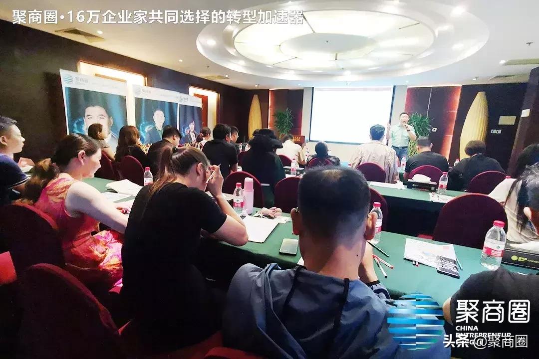 瑞幸咖啡买一送一方案,瑞幸咖啡买四赠三怎么买划算