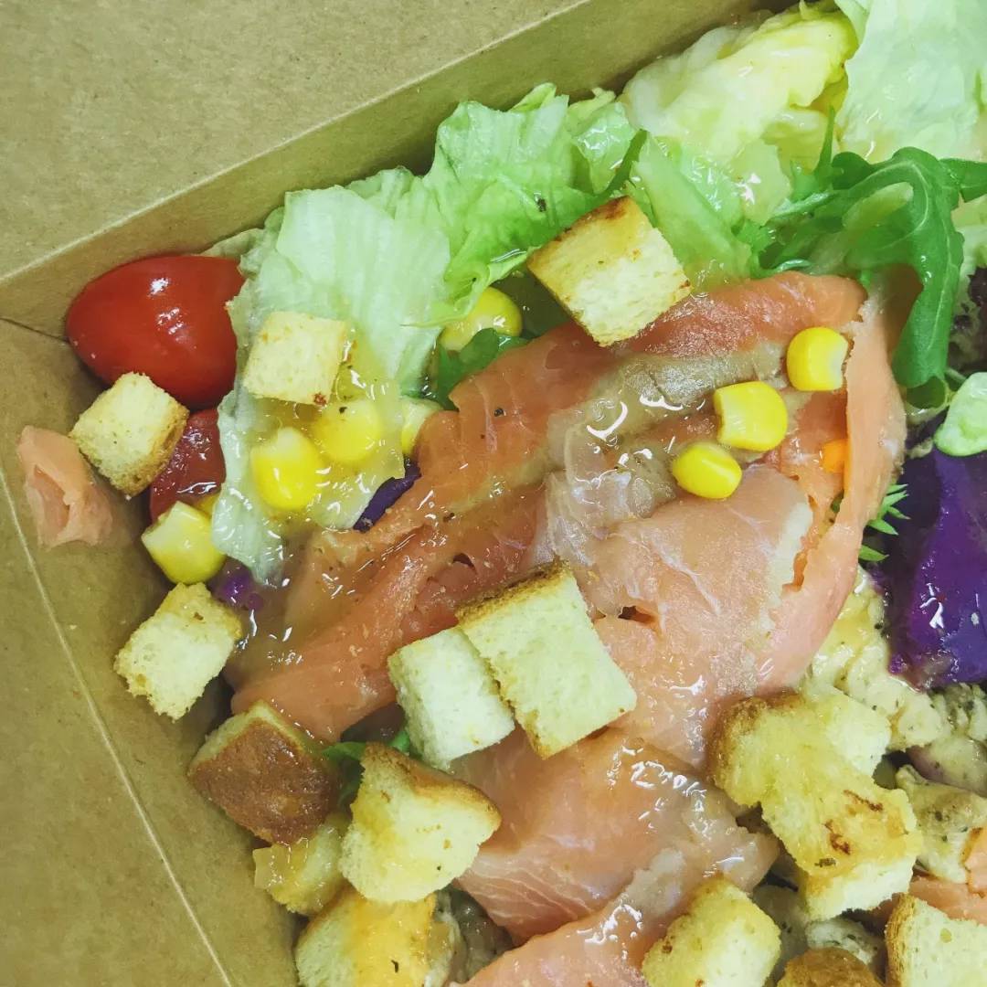 今天愉快地减肥了吗，为你送上魔都“吃草”地图！