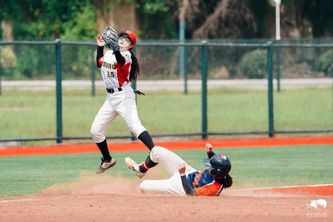 “Girls,baseballisfun!”——第二届曦照女子棒球赛纪实