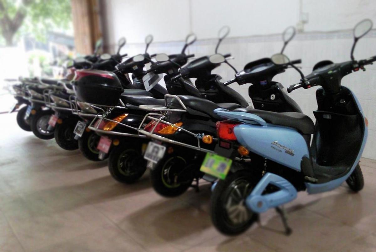 电动车租赁gps定位器,电动车租车专用gps