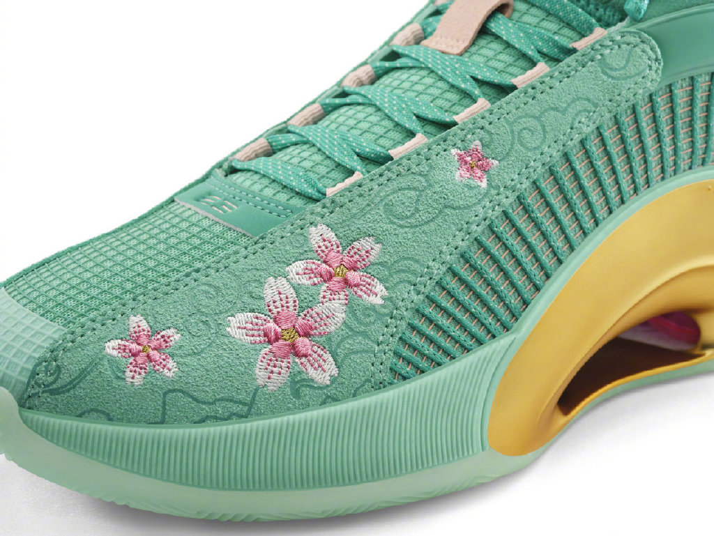 aj34八村塁樱花实战测评,aj35八村塁版本测评