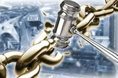 面对困境时的拼搏与不放弃,面对困境坚持自我