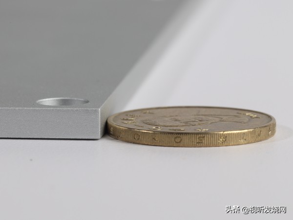 旗舰机种更上层楼：MelcoN1ZS/2A音乐服务器