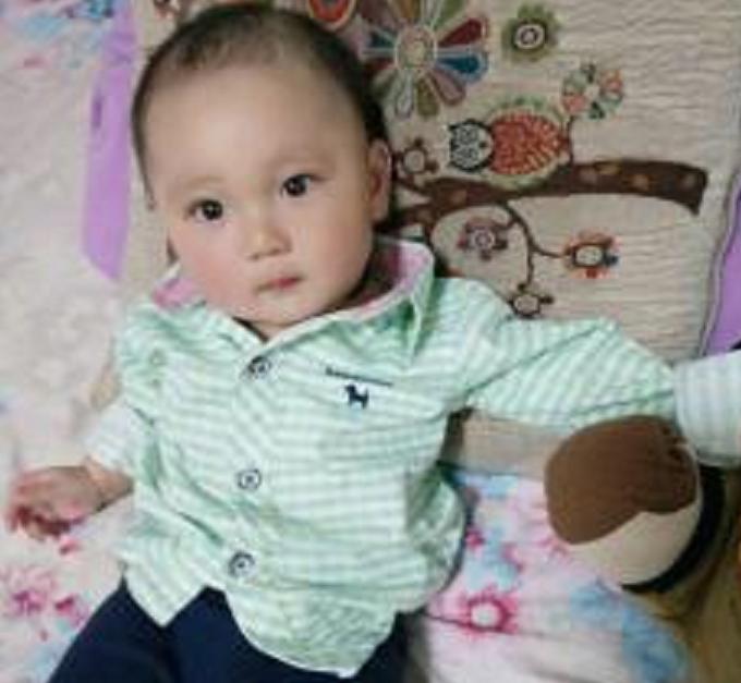 童装和婴儿衣服大小怎么选,童装买多大孩子穿的比较好