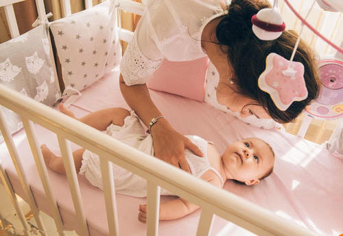 宝宝头型睡偏了该怎么有效调整呢,宝宝头型睡偏了有办法补救吗