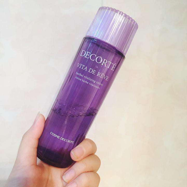 28岁左右混油皮敏感的护肤品推荐,27岁干皮平价护肤品推荐