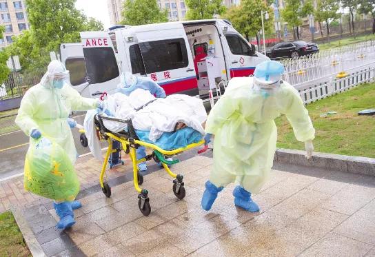 致敬我们的英雄,致敬我们的英雄前辈