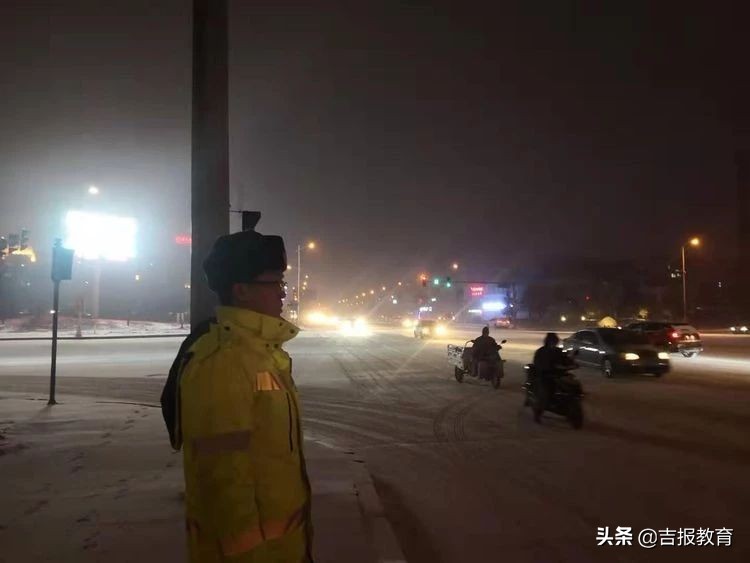 广大学生创业就业,学生外面赚钱