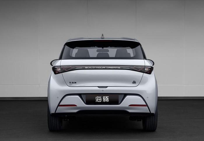 比亚迪海豚70kw和130kw哪个更实用,比亚迪纯电新车海豚