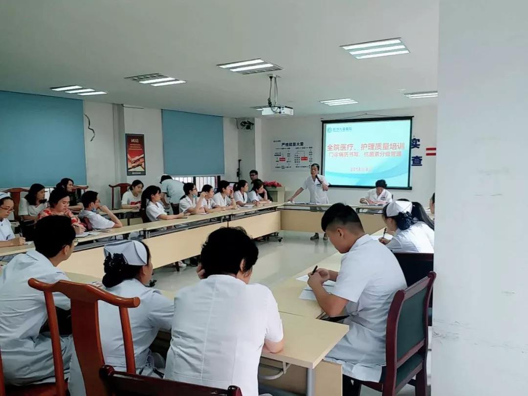 年轻人适合什么职业比较有前景,想要稳定的工作什么职业适合呢