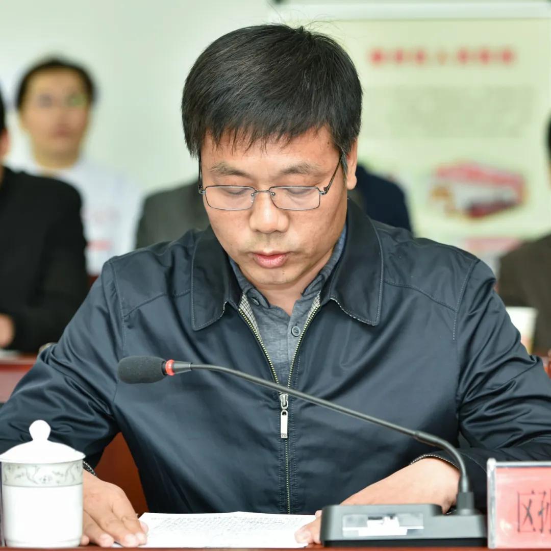 学习援鄂白衣天使争做时代英雄楷模(座谈会发言)