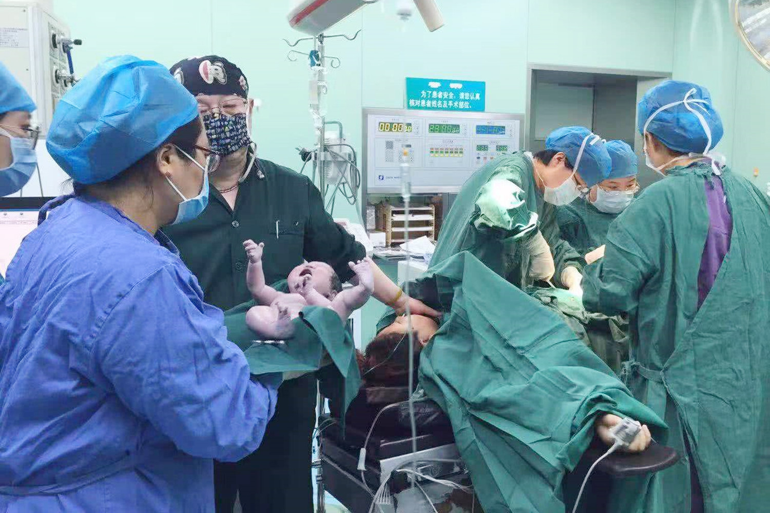 新生儿的胎盘处置有什么讲究,出生的婴儿胎盘怎么处理好