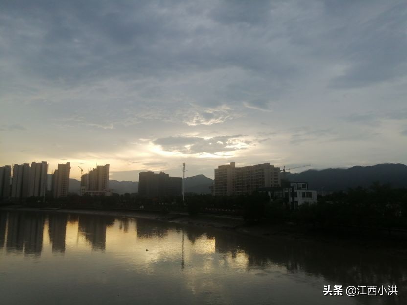 娓╁窞鐗涘北鍔冲姟甯傚満澶х鐢熸椿鐜扮姸,娓╁窞鍔冲姟甯傚満澶х