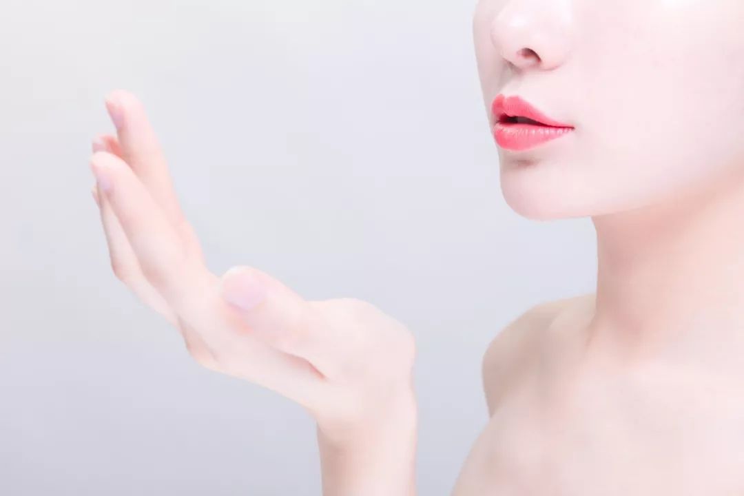 月经量少点滴而下，颜色发暗这篇文章告诉你答案