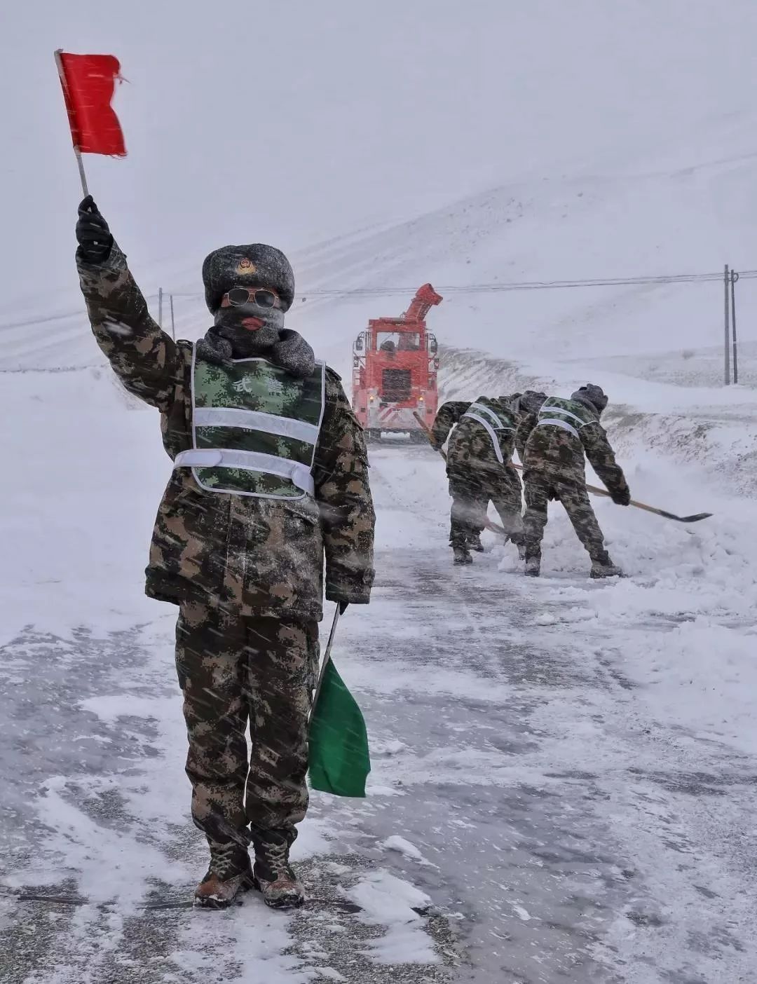 警武帅气震撼视频,中国最美警察视频