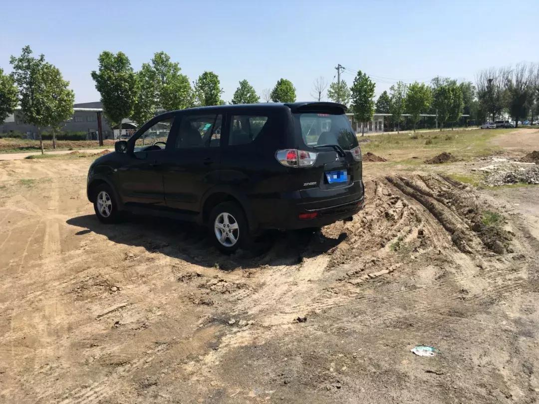 三菱君阁这款车怎么样,三菱君阁底盘件