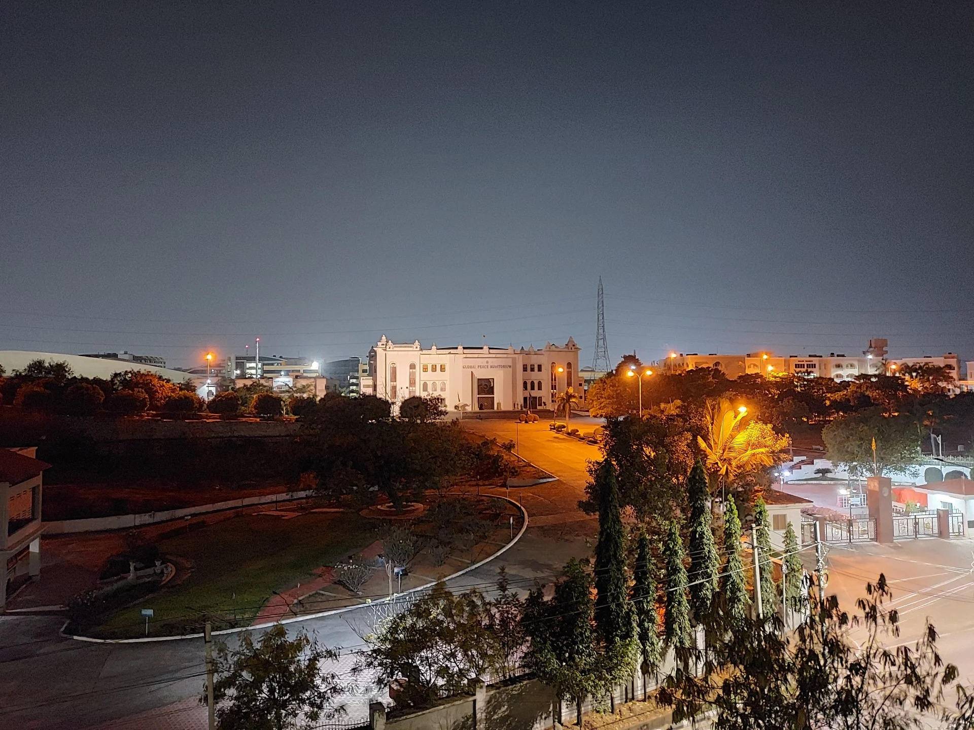 外媒三星galaxys10全系列上手体验,三星galaxys10sm-g9730评测