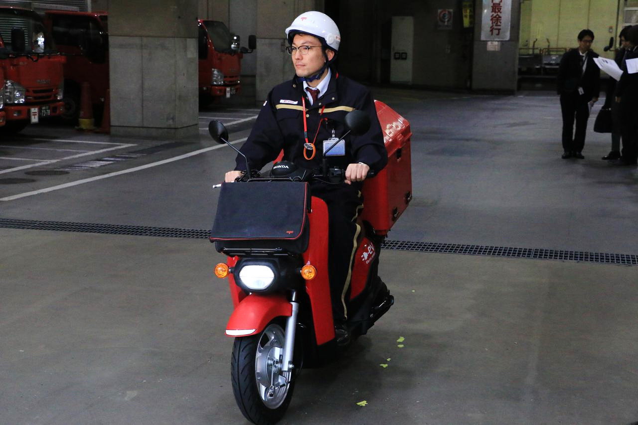 honda新踏板,honda燃油踏板车