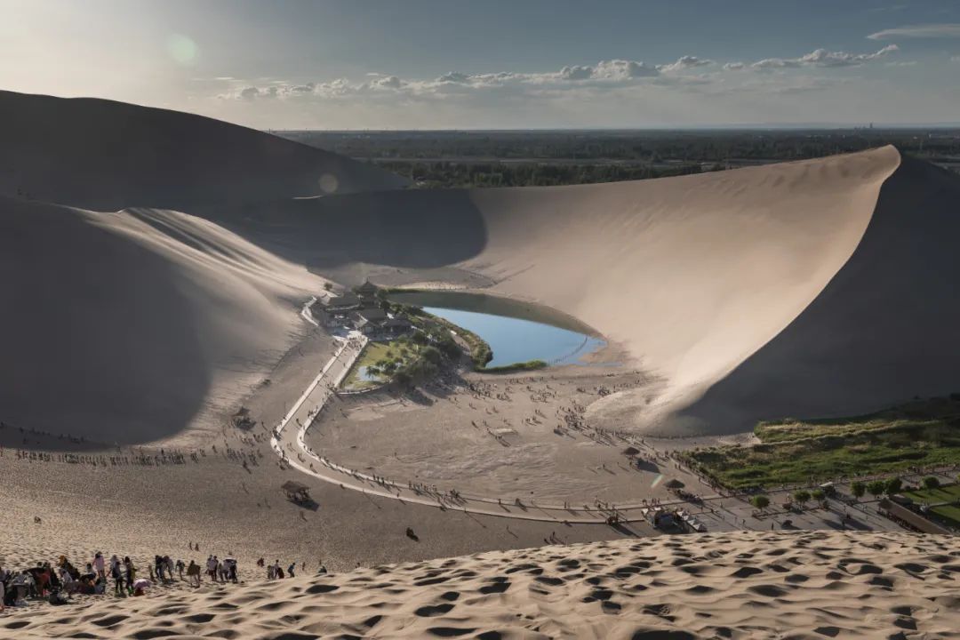 敦煌为什么会是佛教圣地,敦煌为什么能闻名世界