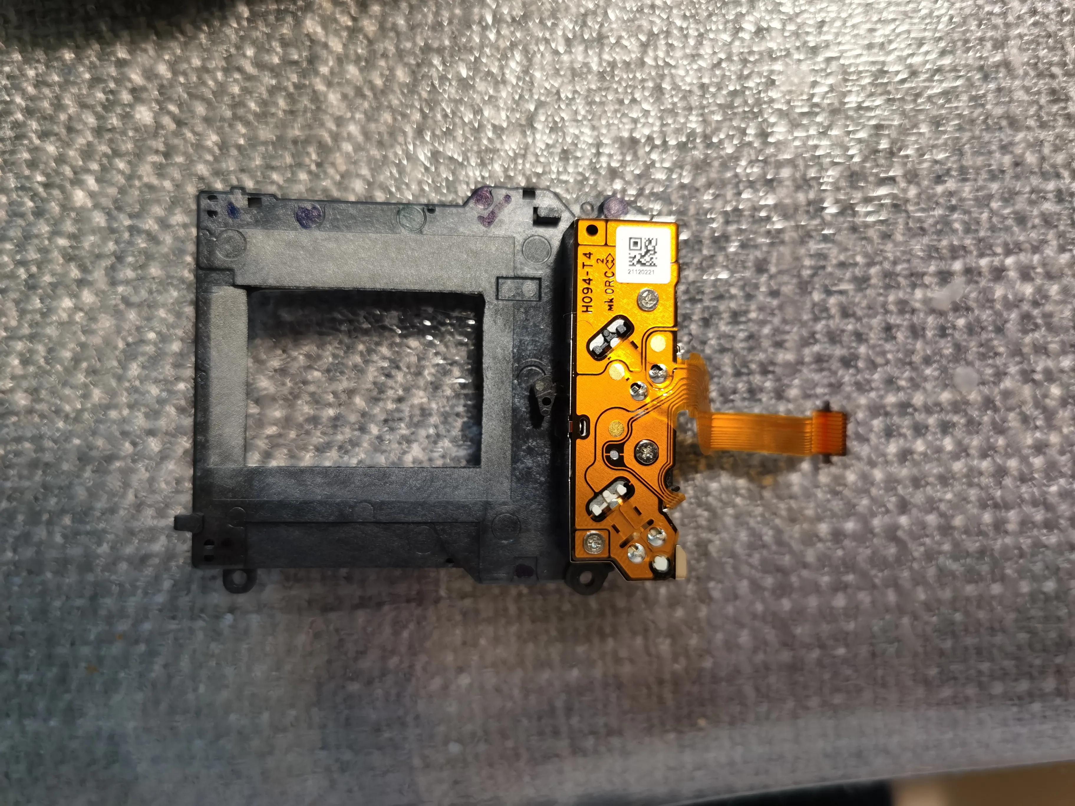 索尼相机更换快门组件,索尼微单相机电池盖拆卸教程