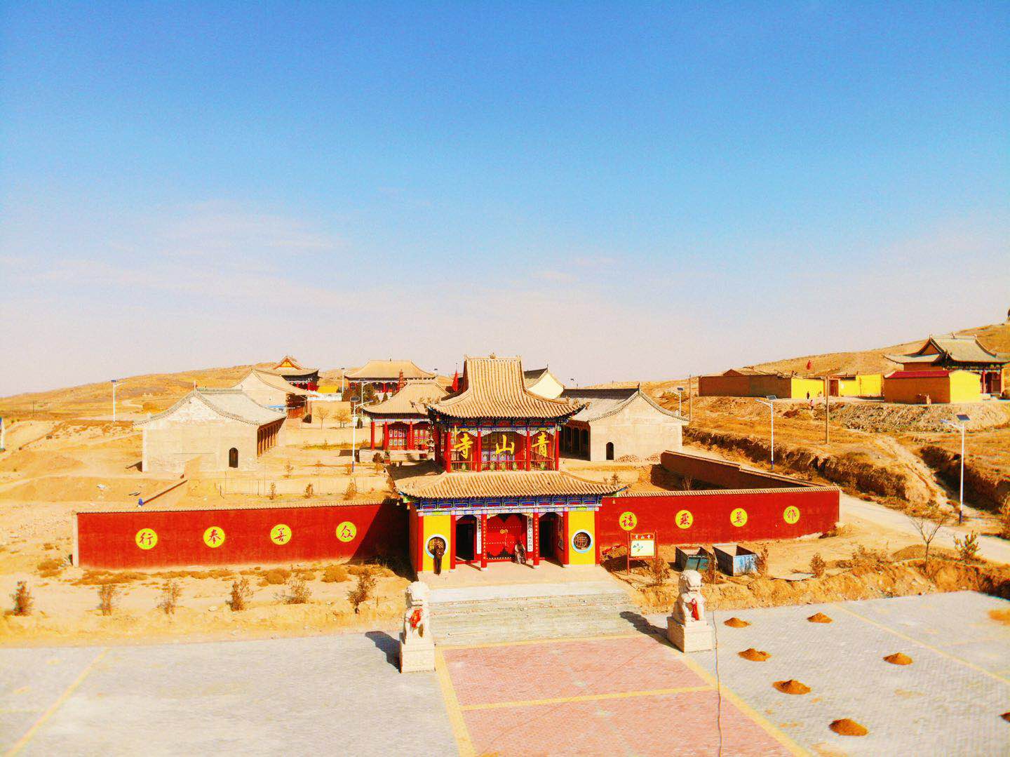 您好！我叫大靖，这是我的新名片