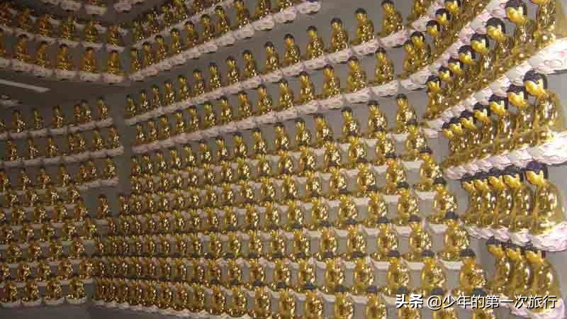 浙江绍兴“最有名”的寺庙，里有“江南第一大佛”，游客络绎不绝