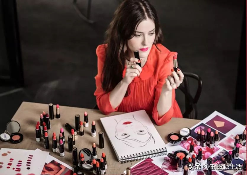 直男最想亲吻的唇色，女生看了惊呼OMG