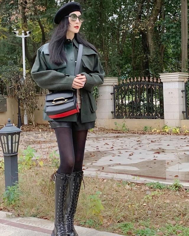 粗跟丝绒短靴穿搭,春季短靴高级感