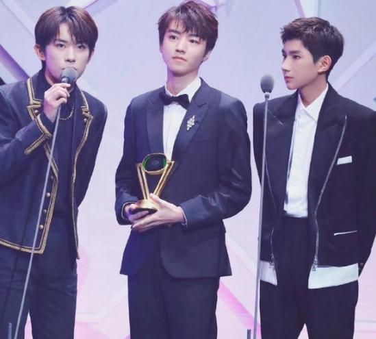 尖叫之夜tfboys取消了吗,尖叫之夜全程回放tfboys