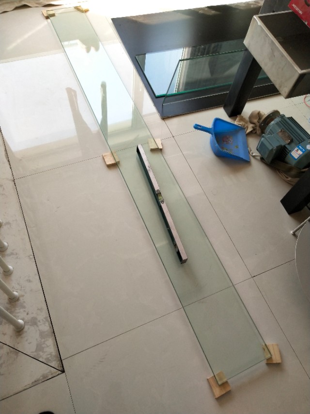 自粘底滤鱼缸过程,自粘鱼缸开缸技巧