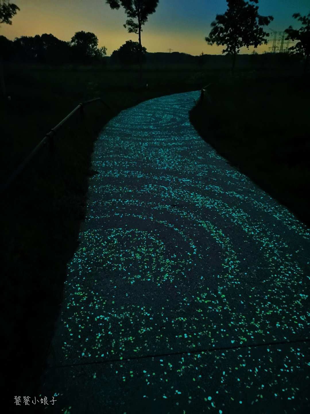 荷兰乡间小道,荷兰很神秘的小村庄