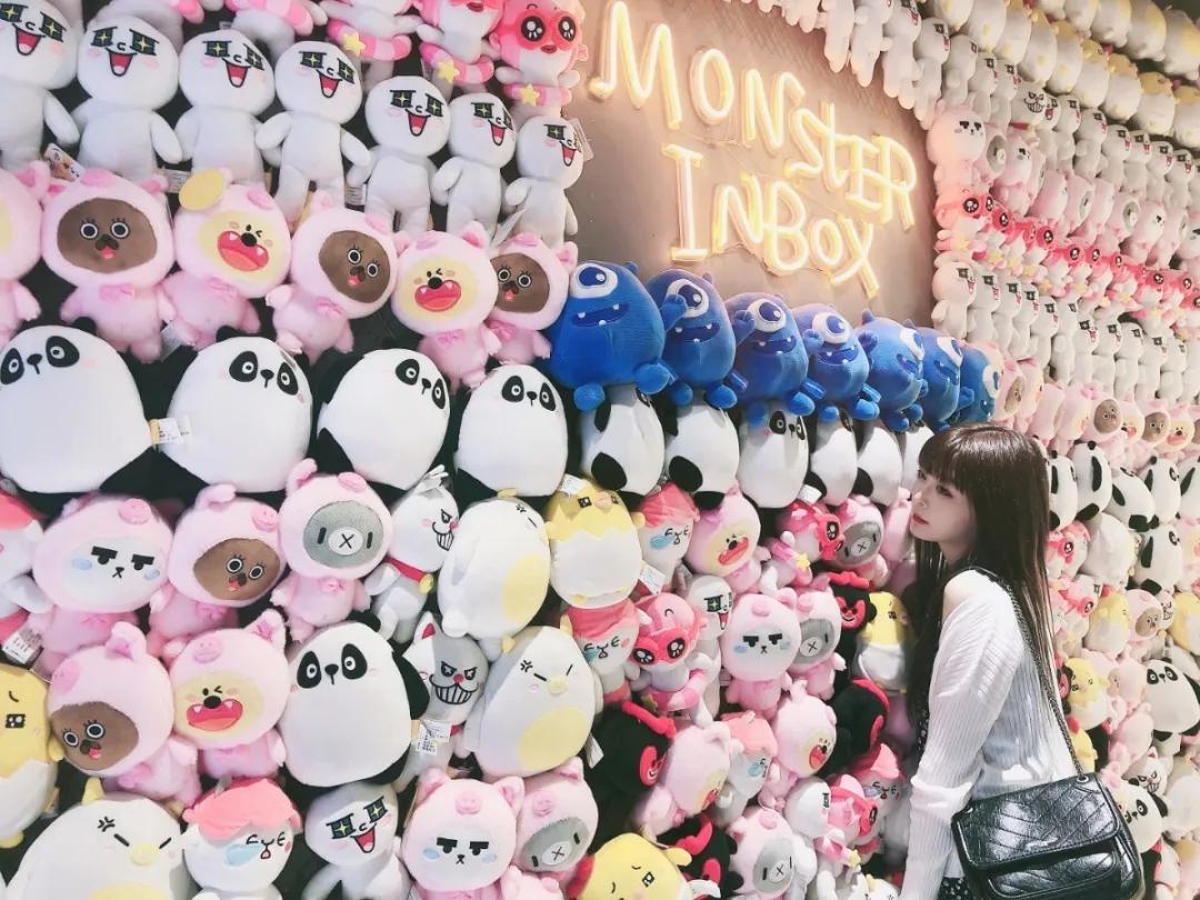 米奇、轻松熊、皮卡丘...西安正版娃娃机店！抓到就是赚