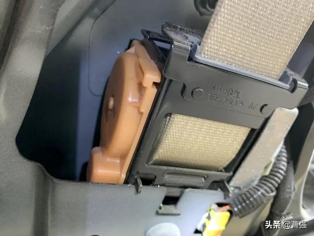 新款君越涉水,新款君越进水