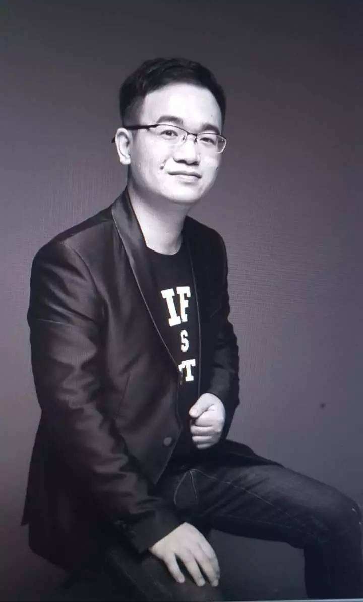 起点推出万订徽章，以辰东领衔的三十九位白金作者都是万订吗？