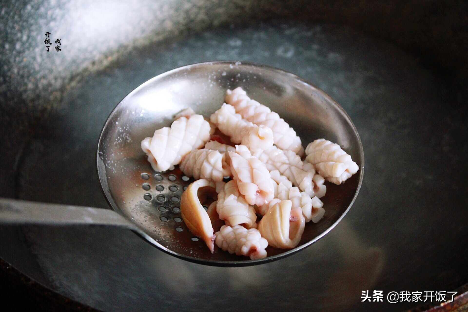 鱿鱼怎么炒不老又好吃,鱿鱼怎么炒不腥又好吃呢