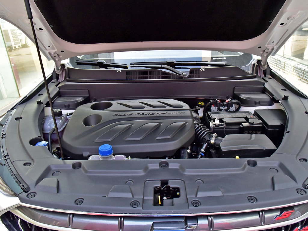 预售价699万起长安欧尚x5抢先看,长安欧尚x5开启预售6.99万起