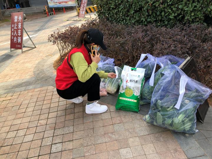 青年志愿者进基层服务,青年志愿者社区服务行动招募