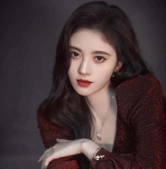 平价好用学生眼霜去黑眼圈,二十出头用的淡化黑眼圈的眼霜